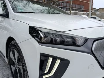 Авто Hyundai Ioniq Electric 2021 № 8581810