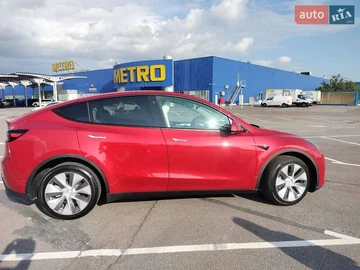 Авто Tesla Model Y 2023 № 8581863