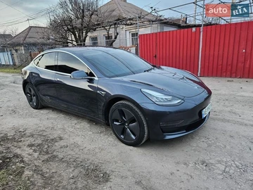 Авто Tesla Model 3 2018 № 8581971