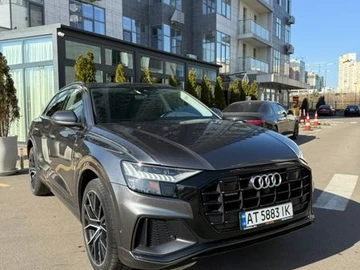 Авто Audi Q8 2020 № 8581974