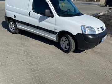 Авто Peugeot Partner 2010 № 8582124