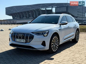Авто Audi E-Tron 2019 № 8582381