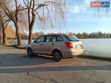 Авто Skoda Fabia 2010 № 8582400