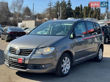 Авто Volkswagen Touran 2007 № 8582438