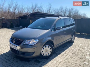 Авто Volkswagen Touran 2008 № 8582547
