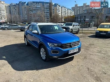 Авто Volkswagen T-Roc 2019 № 8582607