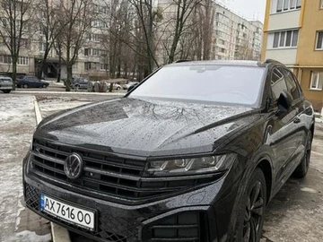 Авто Volkswagen Touareg 2024 № 8582646