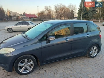 Авто Honda Fr-V 2006 № 8582835