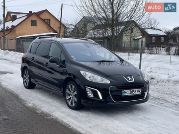 Авто Peugeot 308 2011 № 8582860