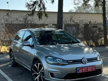 Авто Volkswagen E-Golf 2018 № 8582916