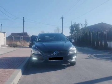 Авто Volvo V60 2014 № 8582923