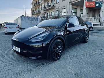 Авто Tesla Model Y 2022 № 8582971