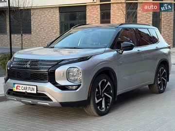 Авто Mitsubishi Outlander 2024 № 8583151