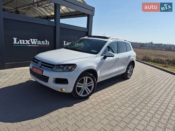 Авто Volkswagen Touareg 2014 № 8583455