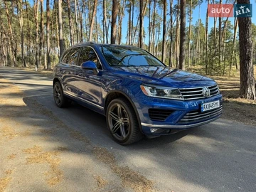 Авто Volkswagen Touareg 2015 № 8583464