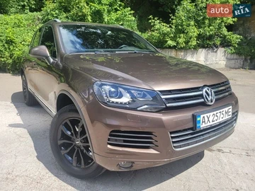 Авто Volkswagen Touareg 2013 № 8583500