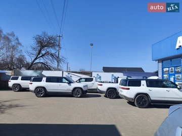 Авто Rivian R1S 2023 № 8583696