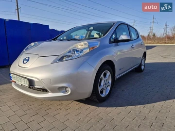 Авто Nissan Leaf 2013 № 8583809