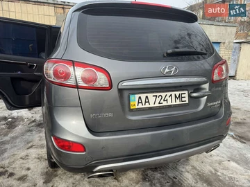 Авто Hyundai Santa Fe 2012 № 8584069