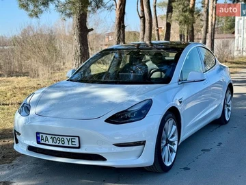 Авто Tesla Model 3 2020 № 8584072