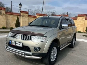 Авто Mitsubishi Pajero Sport 2011 № 8584083