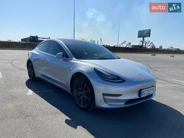 Авто Tesla Model 3 2018 № 8584280