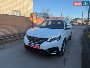 Авто Peugeot 5008 2020 № 8584311