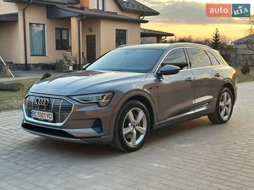Авто Audi E-Tron 2020 № 8584342