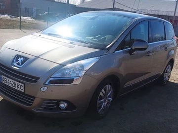 Авто Peugeot 5008 2010 № 8584702