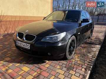 Авто BMW 5 Series 2004 № 8584835