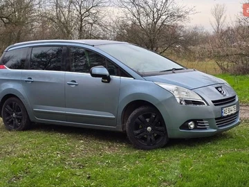 Авто Peugeot 5008 2009 № 8584895