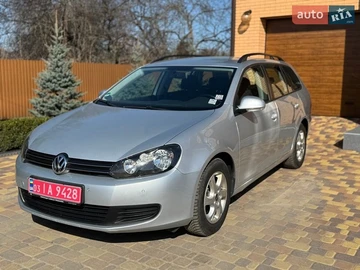 Авто Volkswagen Golf 2010 № 8584933