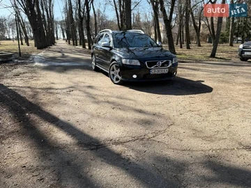 Авто Volvo V50 2012 № 8584961