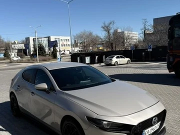 Авто Mazda 3 2021 № 8585077