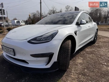 Авто Tesla Model 3 2019 № 8585085
