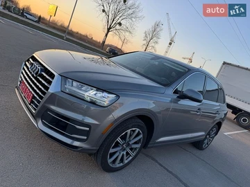 Авто Audi Q7 2017 № 8585136