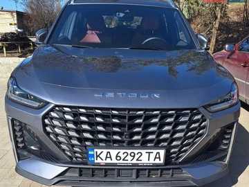 Авто  X70 Plus 2024 № 8585336