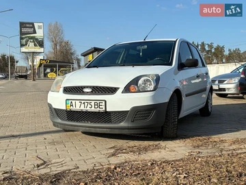 Авто Ford Fiesta 2007 № 8585615