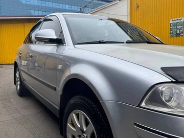 Авто Volkswagen Passat 2002 № 8585627