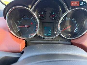 Авто Chevrolet Cruze 2010 № 8585651