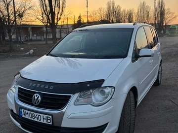 Авто Volkswagen Touran 2008 № 8585961