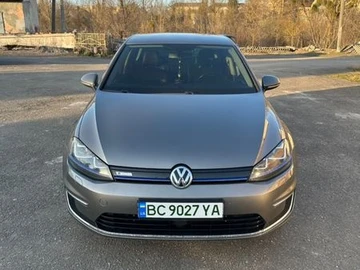 Авто Volkswagen E-Golf 2016 № 8585997