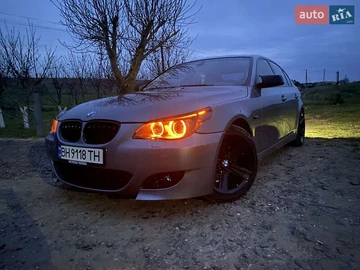 Авто BMW 5 Series 2004 № 8586022