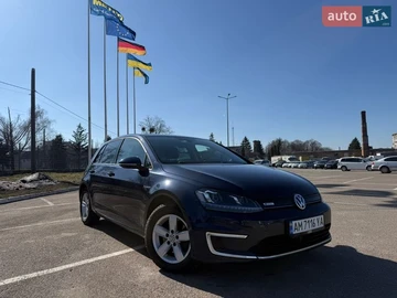 Авто Volkswagen E-Golf 2015 № 8586027