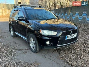 Авто Mitsubishi Outlander Xl 2010 № 8586056