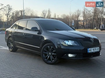 Авто Skoda Superb 2013 № 8586089