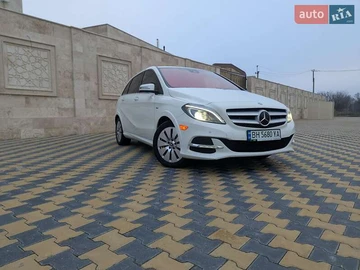 Авто Mercedes B-Class 2017 № 8586306