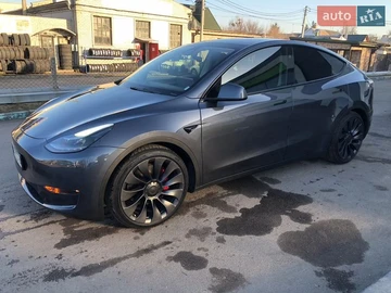 Авто Tesla Model Y 2023 № 8586313