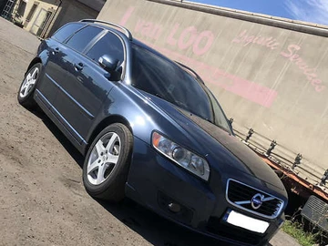 Авто Volvo V50 2010 № 8586379