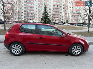 Авто Volkswagen Golf 2004 № 8586667